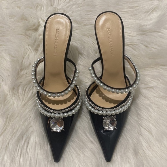 Mach and Mach Diamond of Elizabeth Imitation Pearl pointed toe‎ mule size 39 - Picture 6 of 15